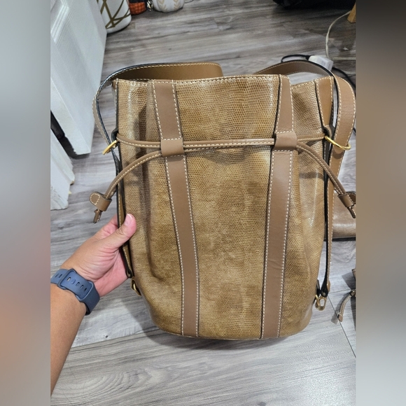 Lancel Elsa Sellier Brown/tan Leather Drawstring Bucket Handbag - Picture 5 of 16